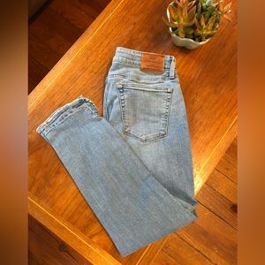Lucky Brand Lolita Skinny